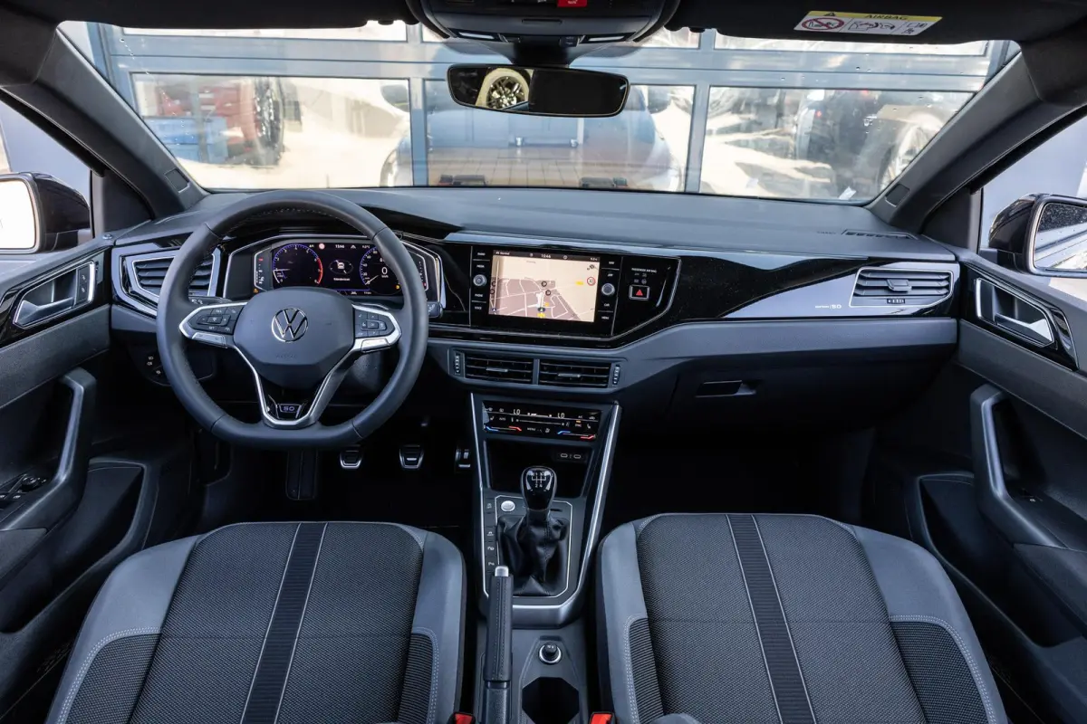 1.0 TSI 95pk 50 Edition | VW Sound Systeem | Voorstoelen Verwarmd