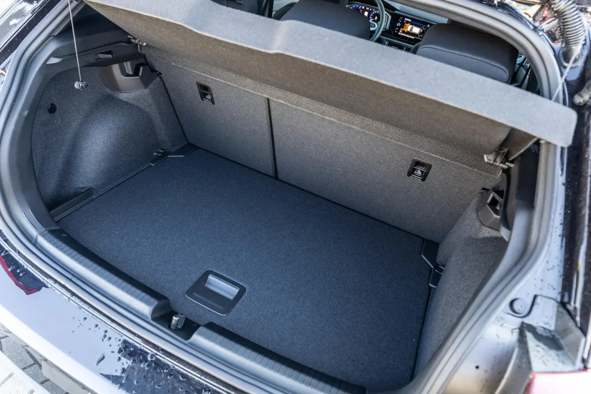 1.0 TSI 95pk 50 Edition | VW Sound Systeem | Voorstoelen Verwarmd