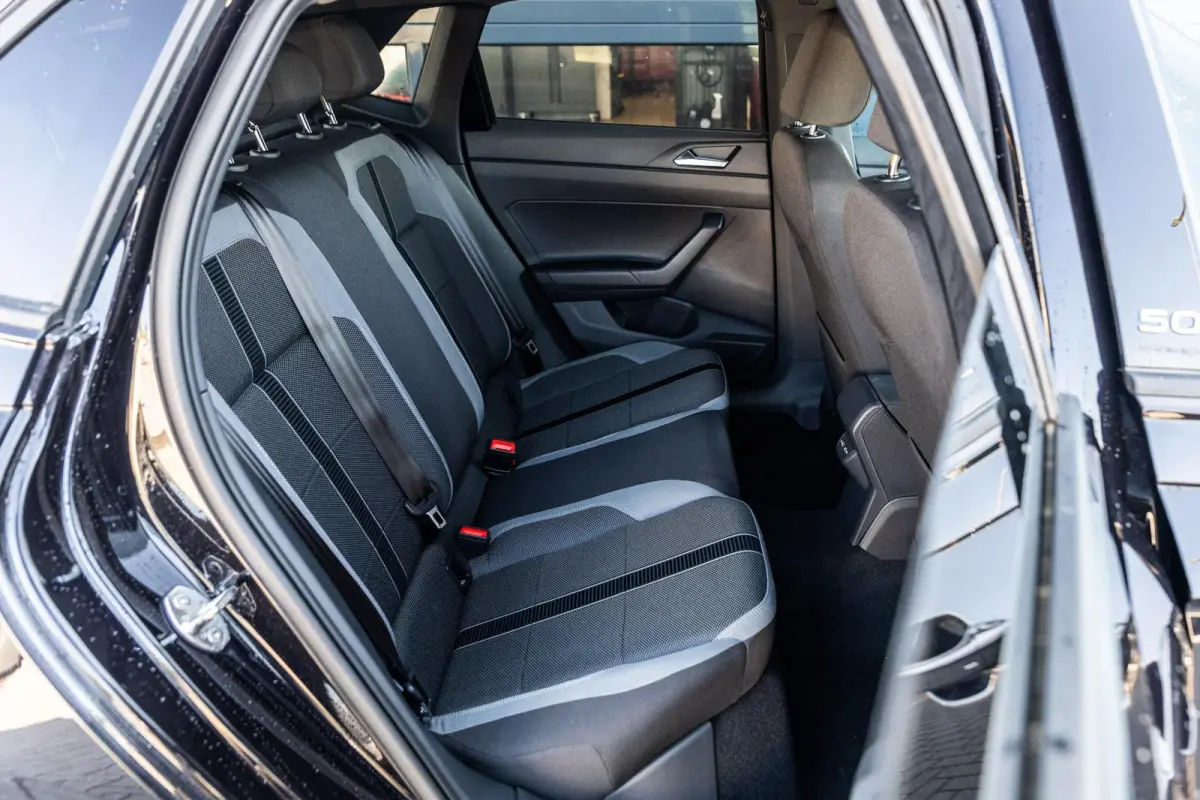 1.0 TSI 95pk 50 Edition | VW Sound Systeem | Voorstoelen Verwarmd