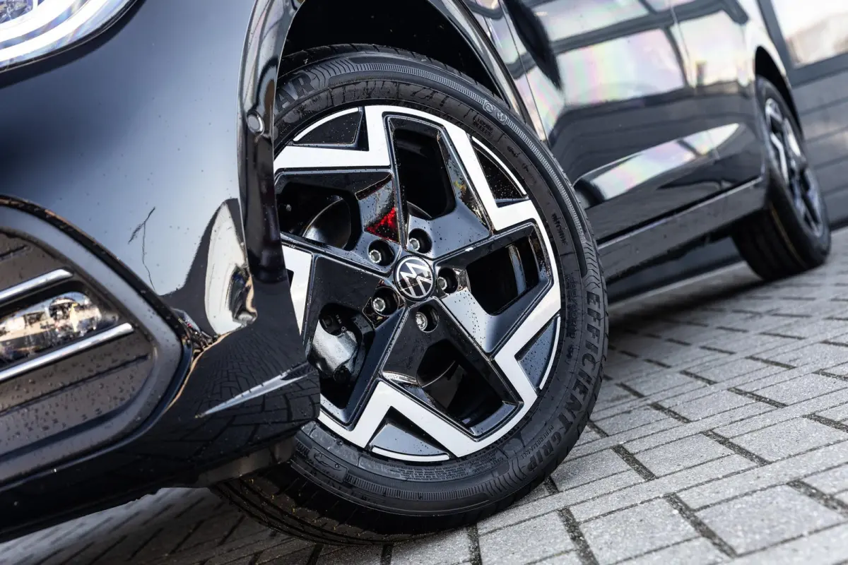 1.0 TSI 95pk 50 Edition | VW Sound Systeem | Voorstoelen Verwarmd