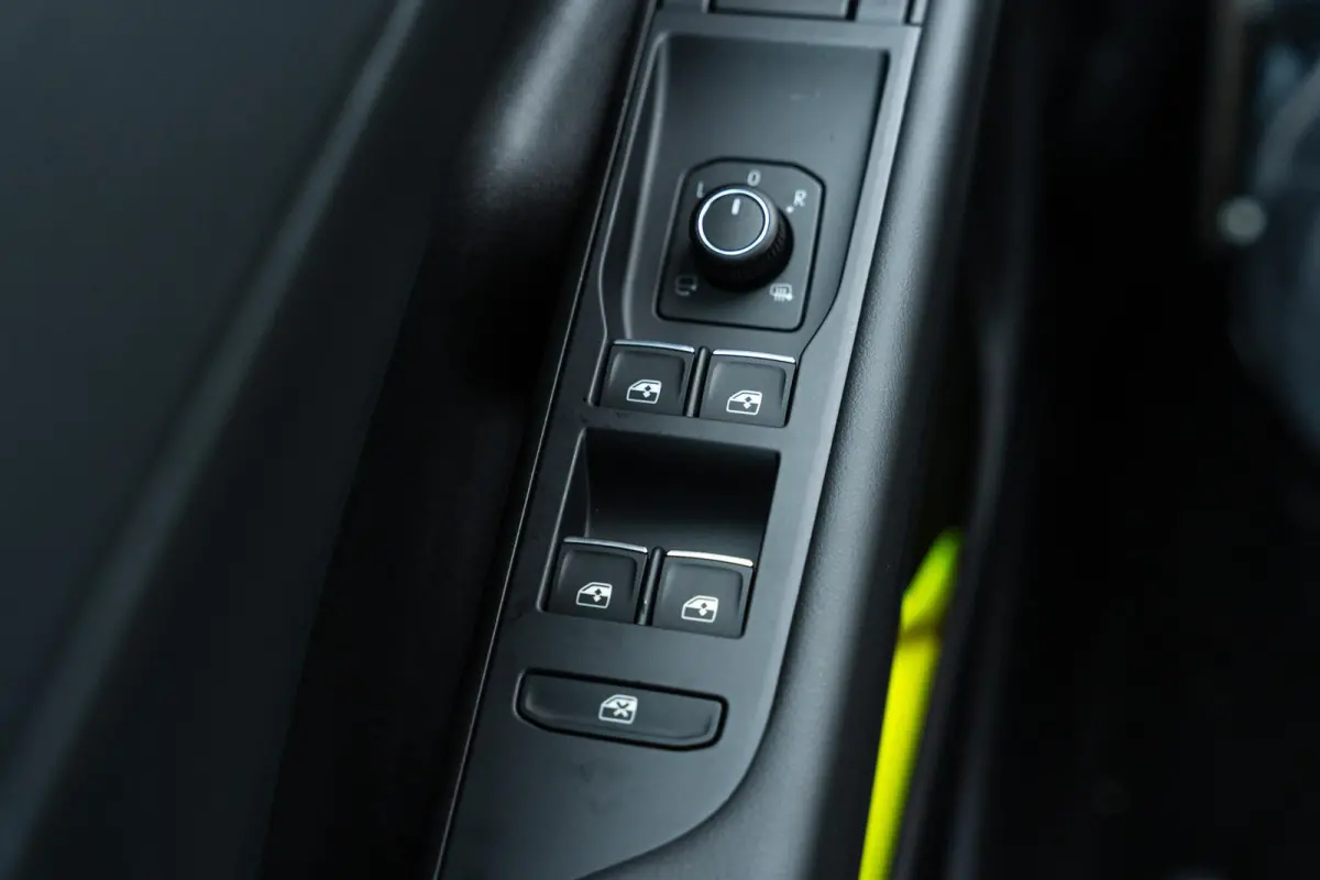 1.5 eTsi 150pk R-Line First Edition | Black Style Pakket | Panoramadak