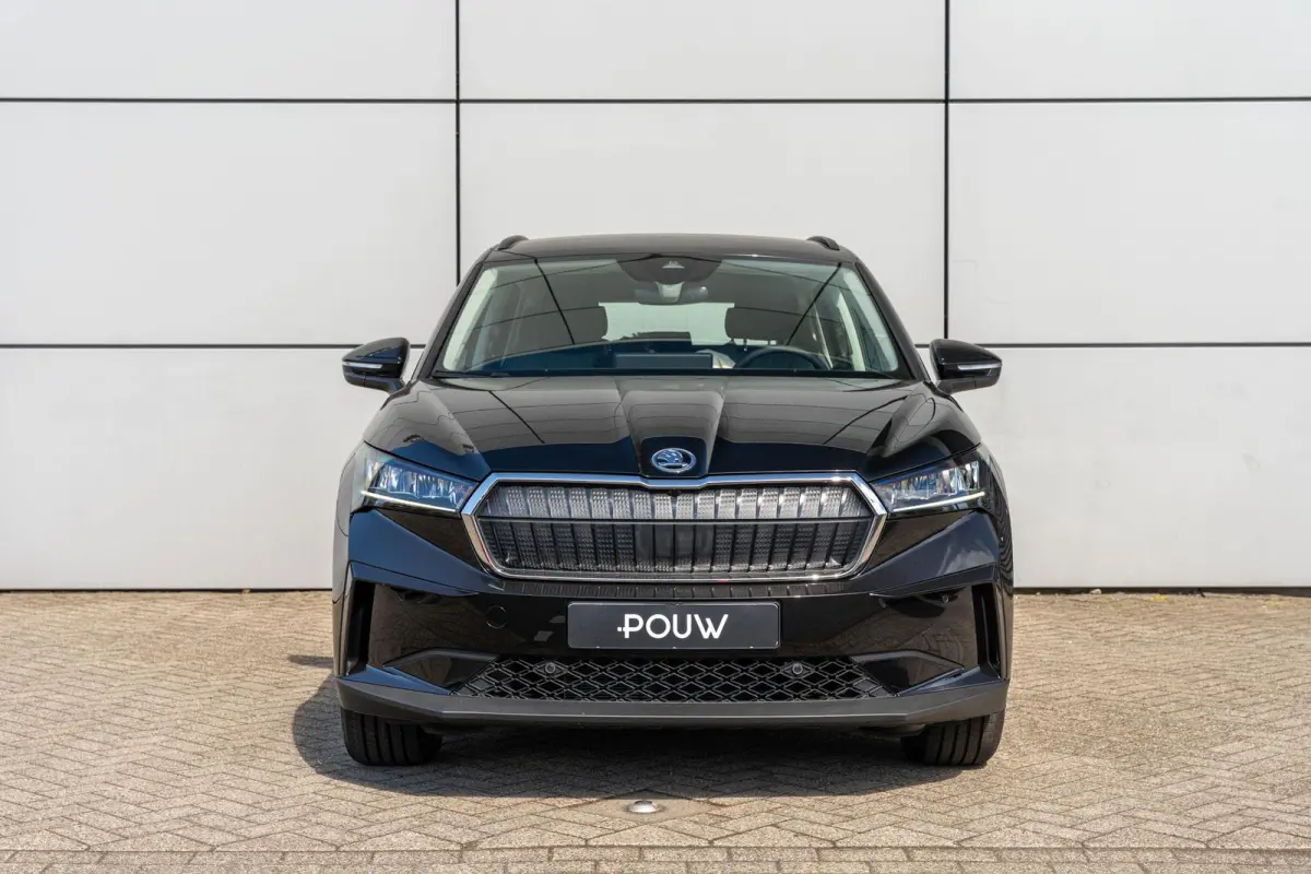 50 170pk Selection | Apple Carplay/Android Auto