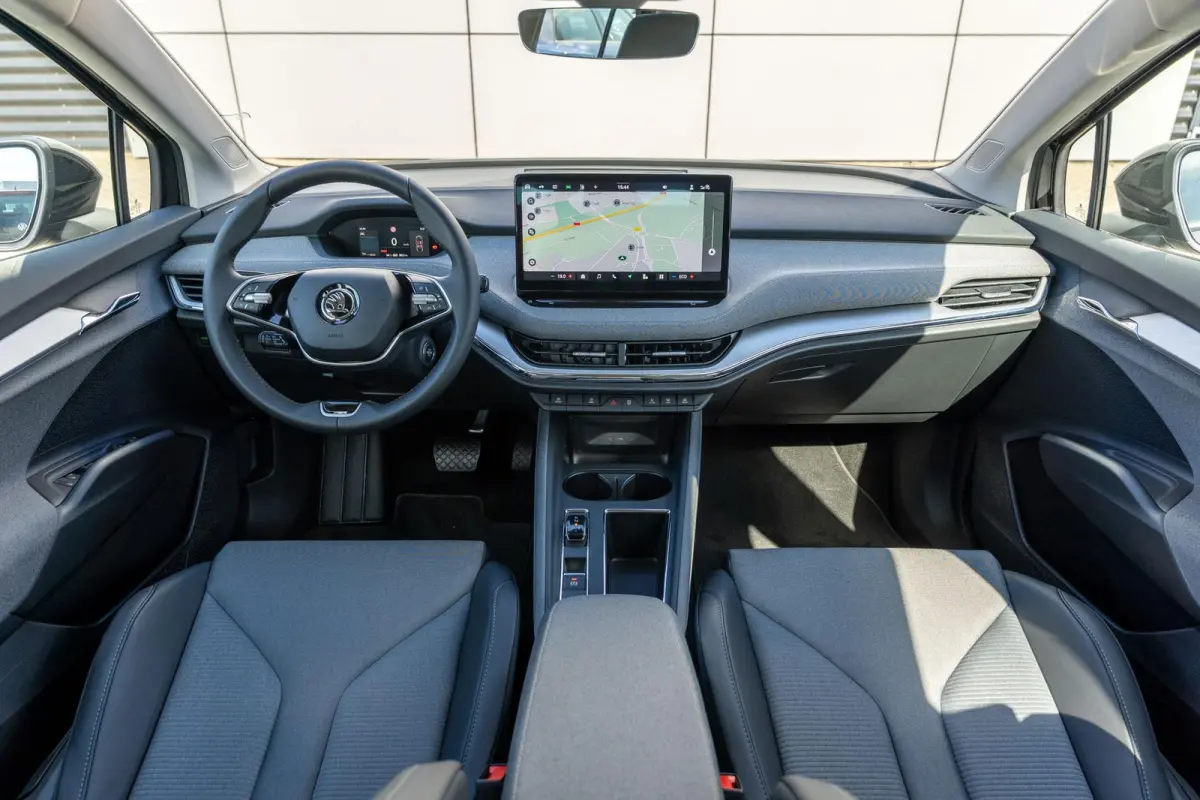 50 170pk Selection | Apple Carplay/Android Auto