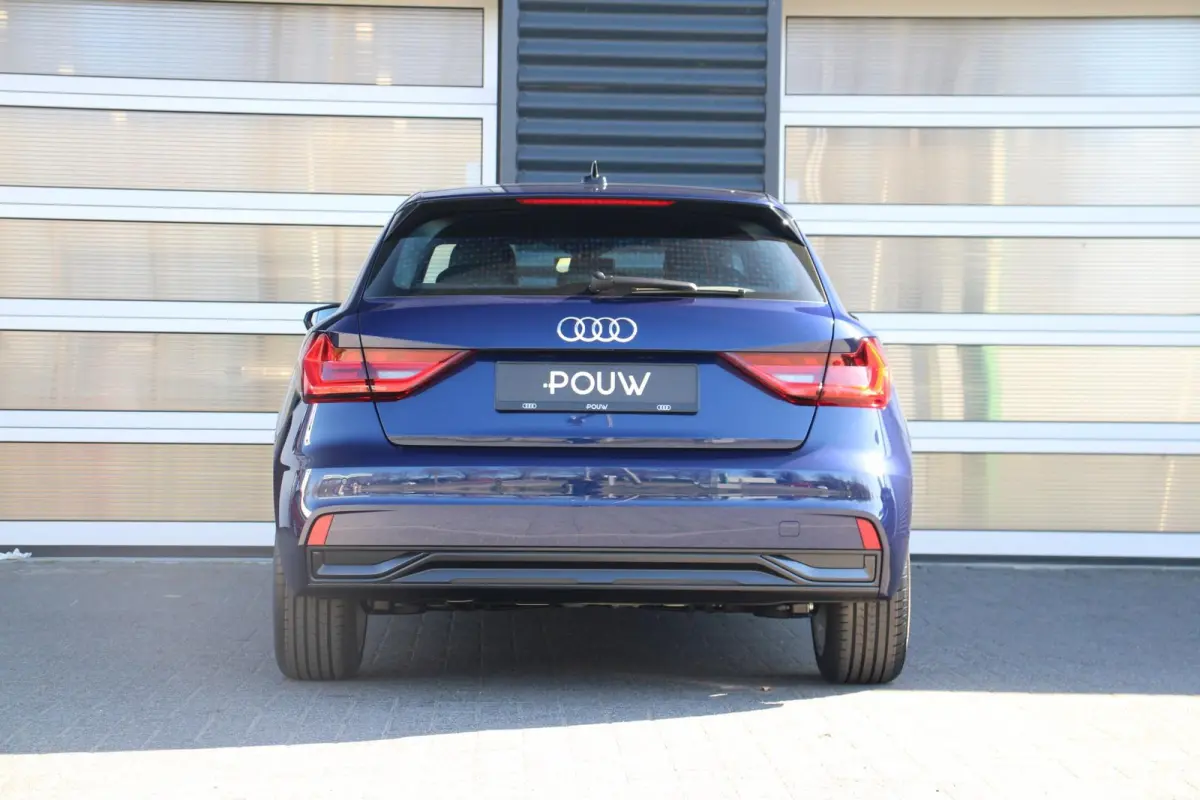 25 TFSI 95pk Advanced edition | Parkeersensoren | 17" Velgen | Apple Carplay/Android Auto