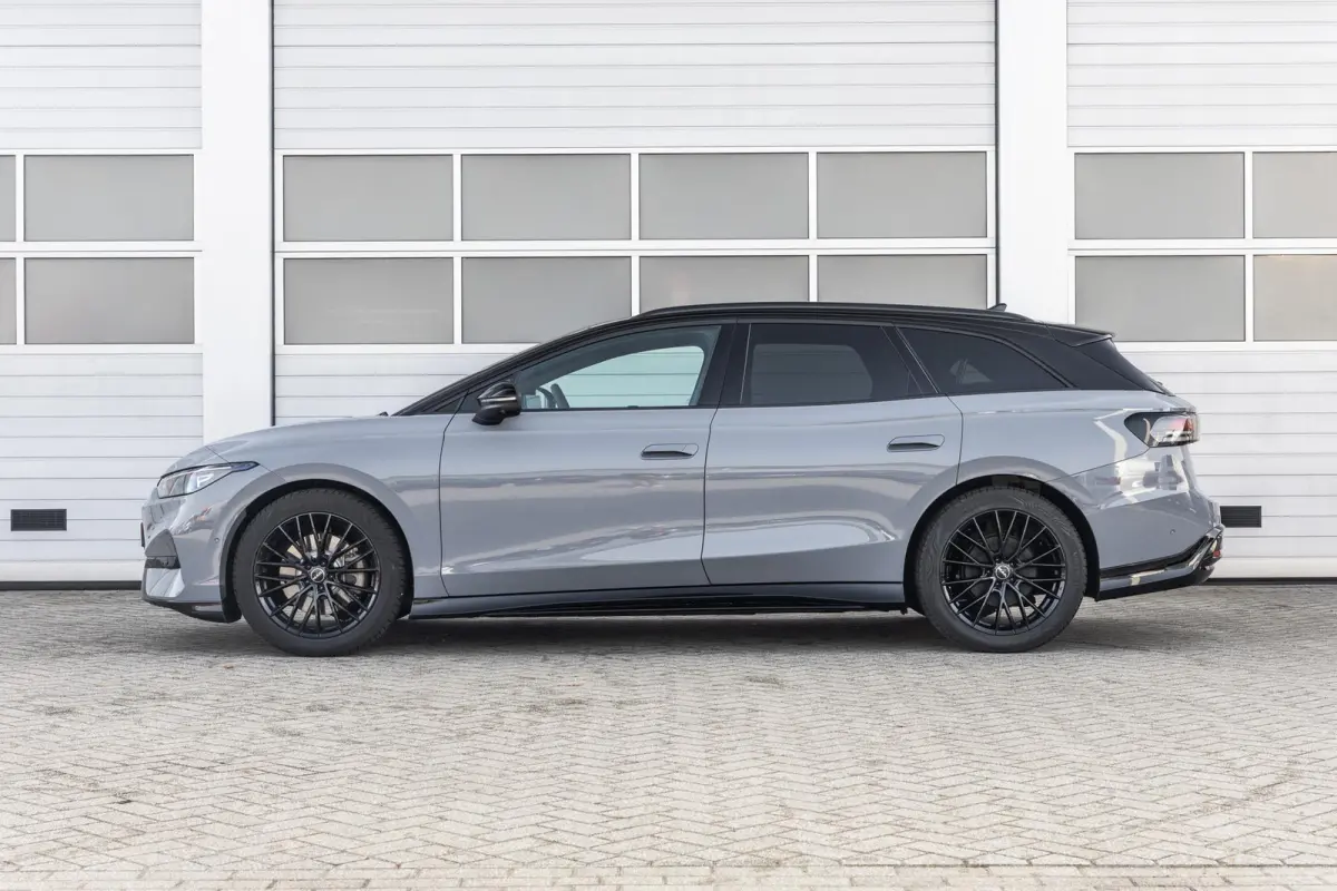 286pk Limited Edition 77 kWh | 20" Velgen | Head-up