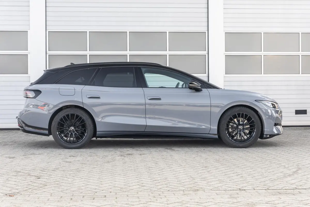286pk Limited Edition 77 kWh | 20" Velgen | Head-up