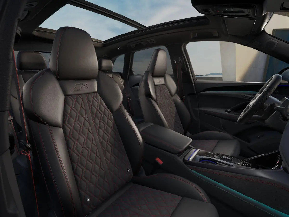 2.0 e-hybrid 367pk quattro S edition Competition | 21" Velgen | Panoramadak | Luchtvering