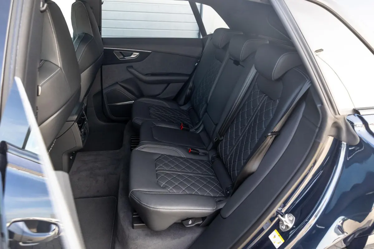 55 TFSIe 394pk quattro Pro Line S | Sportstoelen plus | Achterasbesturing | Trekhaak | Panoramadak