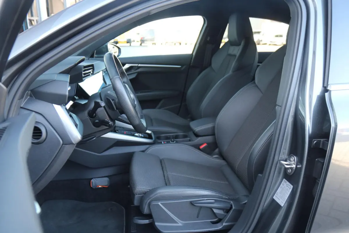 30 TFSI 110pk S-tronic S edition | Apple Carplay/Android Auto | Parkeerhulp Achter | Cruise Control