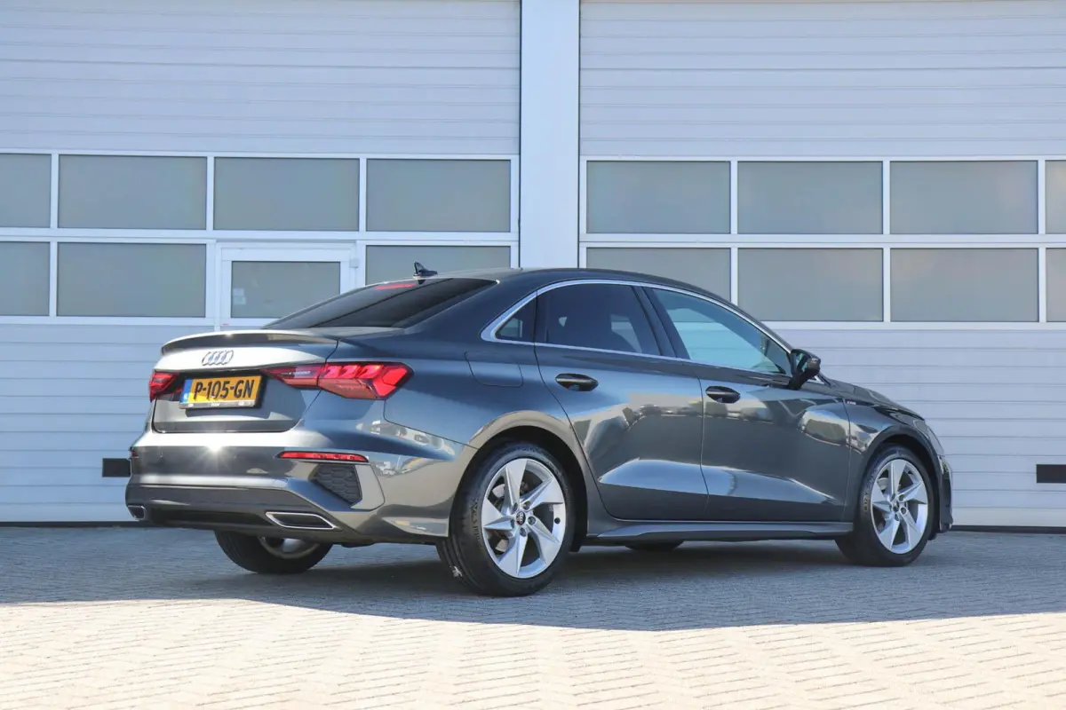 30 TFSI 110pk S-tronic S edition | Apple Carplay/Android Auto | Parkeerhulp Achter | Cruise Control