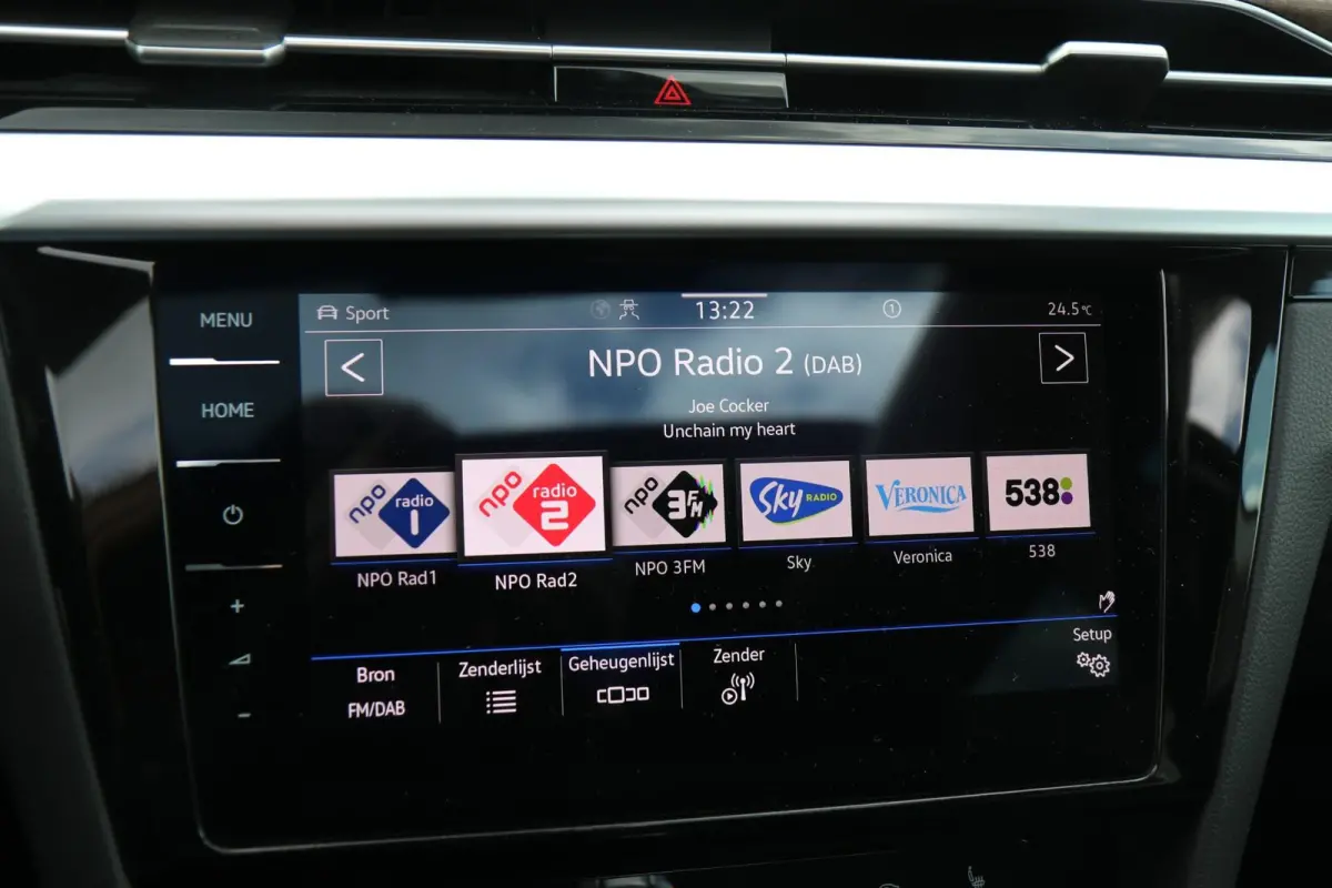1.4 TSI eHybrid 218pk R-Line Business+ | SoH 91% | Panoramadak | Navigatie | Stoelverwarming | Achteruitrijcamera