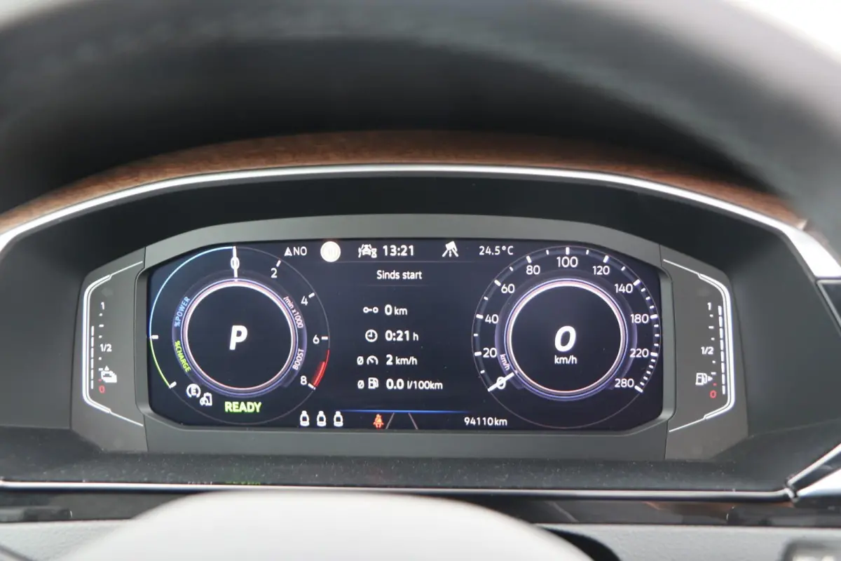 1.4 TSI eHybrid 218pk R-Line Business+ | SoH 91% | Panoramadak | Navigatie | Stoelverwarming | Achteruitrijcamera