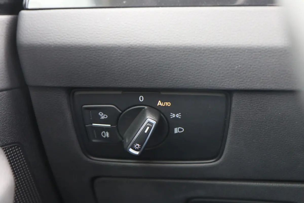 1.4 TSI eHybrid 218pk R-Line Business+ | SoH 91% | Panoramadak | Navigatie | Stoelverwarming | Achteruitrijcamera
