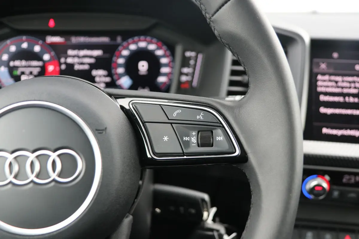 30 TFSI 116pk S-tronic Advanced edition | Stoelverwarming | Autom. Airco | Parkeersensoren Rondom