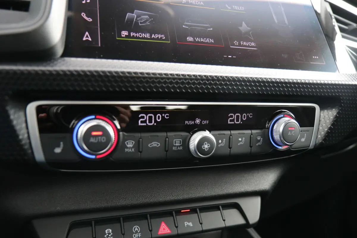 30 TFSI 116pk S-tronic Advanced edition | Stoelverwarming | Autom. Airco | Parkeersensoren Rondom