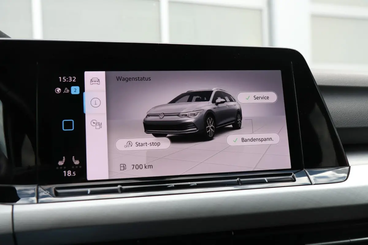 1.0 TSI 110pk Life | Navigatie | Stoel/Stuurverwarming | Camera | Adaptieve Cruise