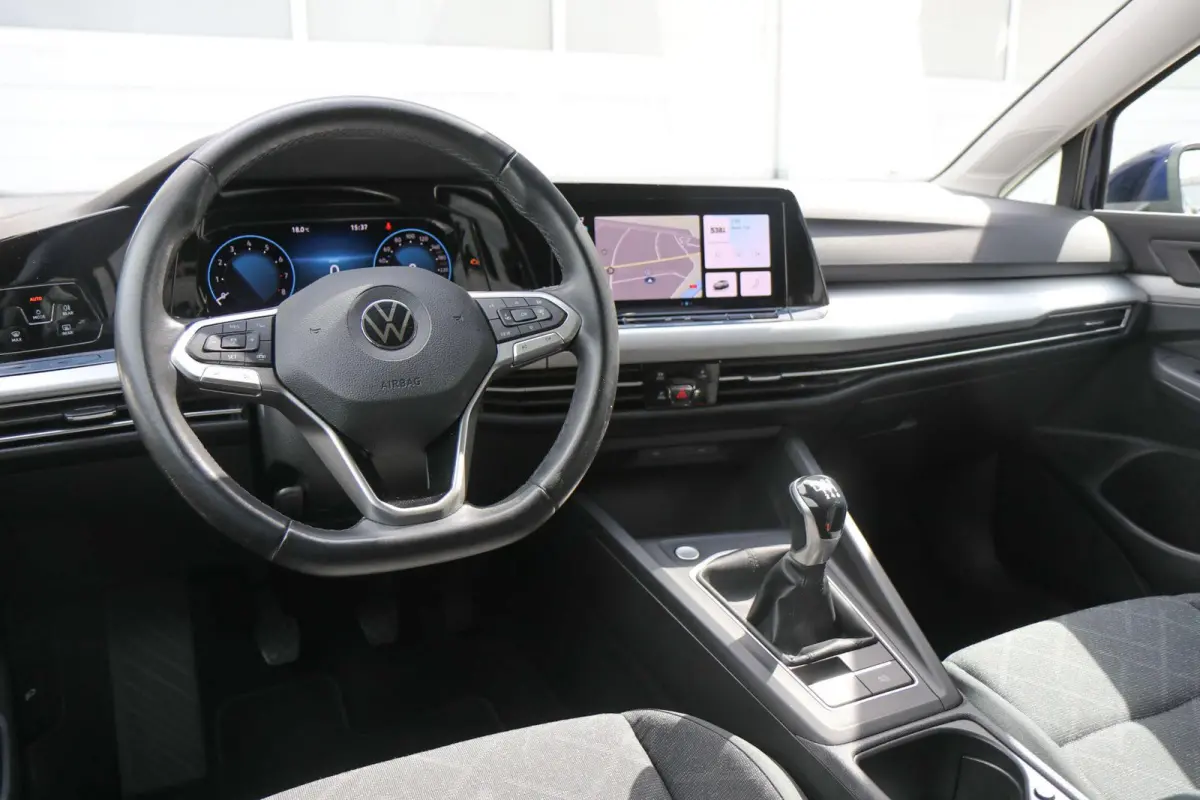 1.0 TSI 110pk Life | Navigatie | Stoel/Stuurverwarming | Camera | Adaptieve Cruise