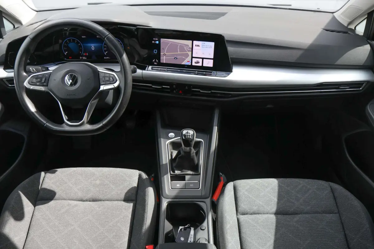 1.0 TSI 110pk Life | Navigatie | Stoel/Stuurverwarming | Camera | Adaptieve Cruise