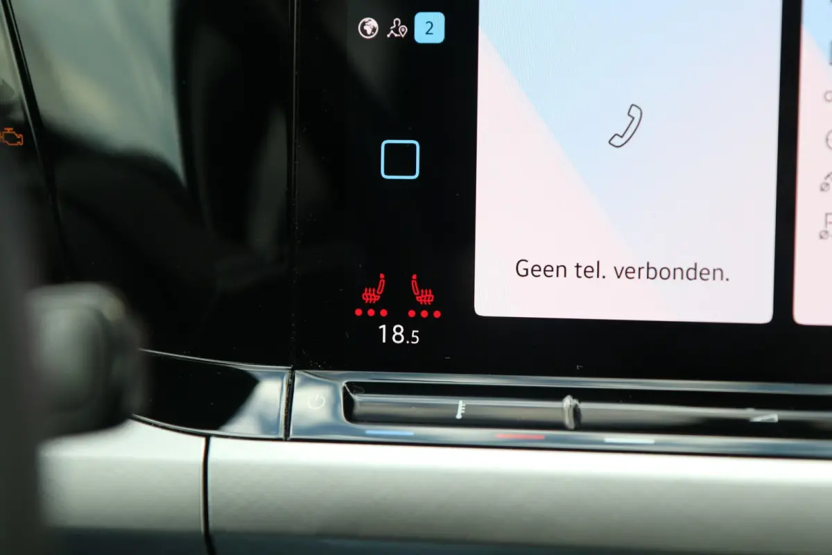1.0 TSI 110pk Life | Navigatie | Stoel/Stuurverwarming | Camera | Adaptieve Cruise