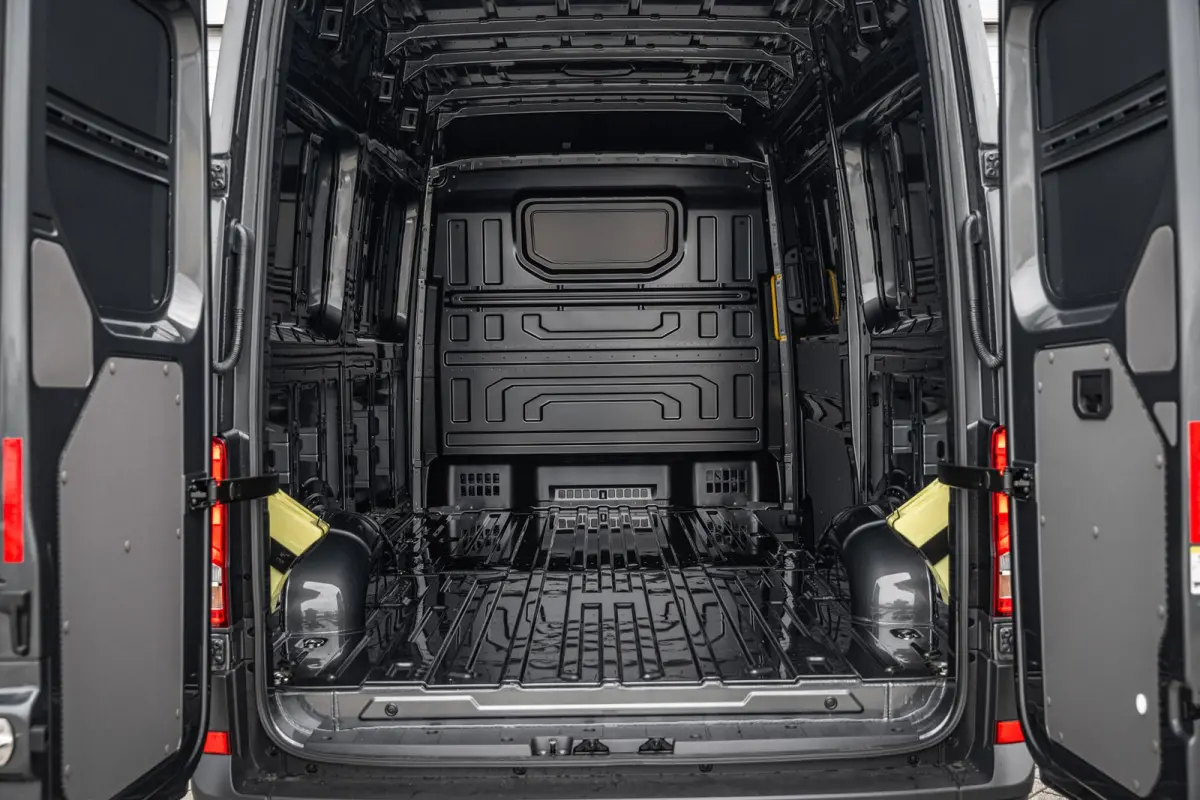 35 2.0 TDI 164pk L3H3 Exclusive EURO VI RWD | LED-Koplampen | Trekhaak | 3500KG Trekgewicht | Dodehoek Detectie | Adaptive Cruise Control