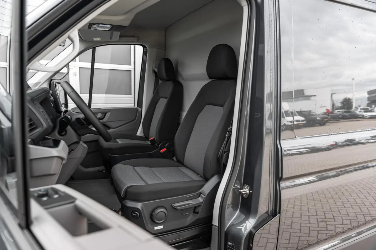 35 2.0 TDI 164pk L3H3 Exclusive EURO VI RWD | LED-Koplampen | Trekhaak | 3500KG Trekgewicht | Dodehoek Detectie | Adaptive Cruise Control