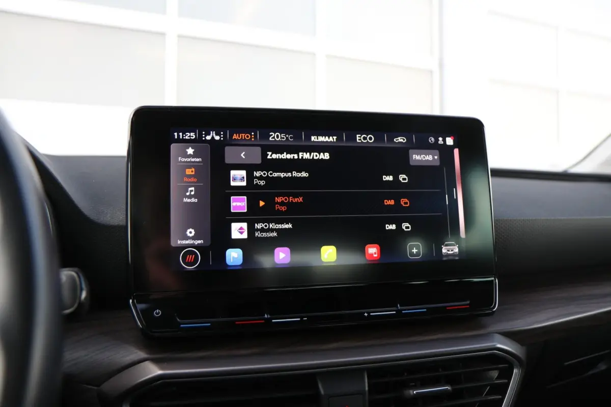1.4 TSI eHybrid 204pk PHEV Excellence | SoH 91% | Trekhaak Wegklapbaar | Navigatie | Parkeersensoren | 18" Velgen