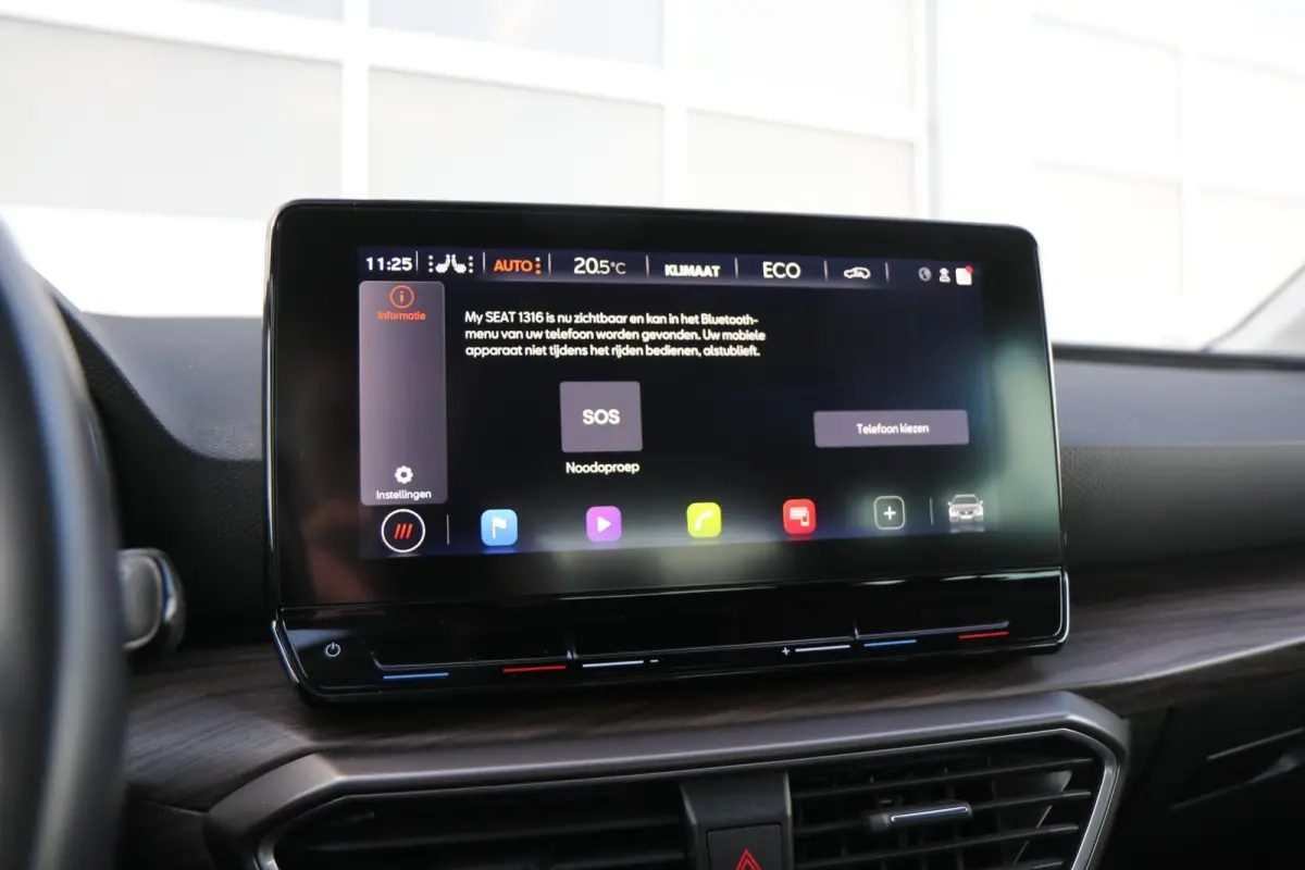 1.4 TSI eHybrid 204pk PHEV Excellence | SoH 91% | Trekhaak Wegklapbaar | Navigatie | Parkeersensoren | 18" Velgen