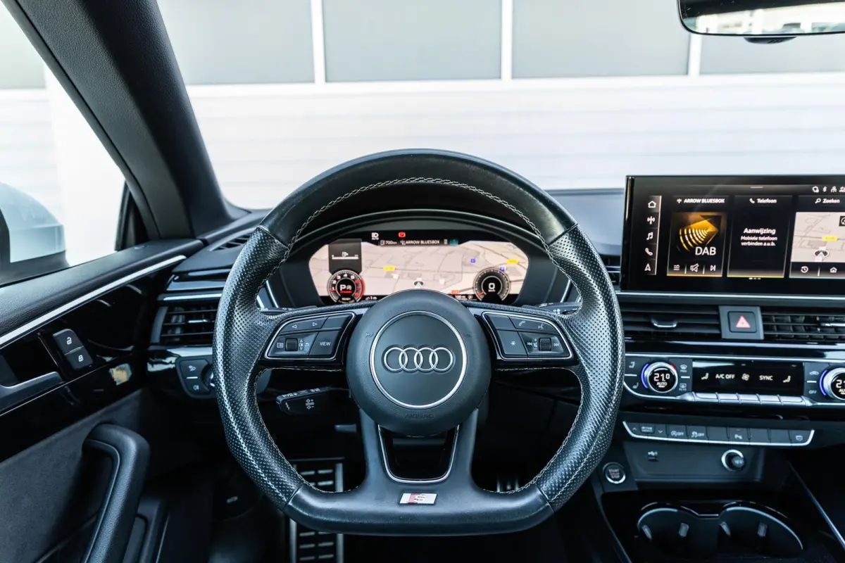 40 TFSI 204pk S edition | Nekverwarming | Achteruitrijcamera | Stoelverwarming