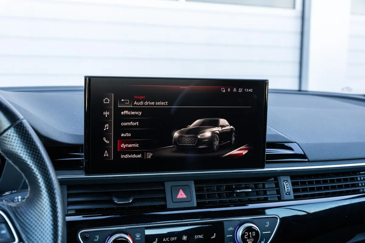 40 TFSI 204pk S edition | Nekverwarming | Achteruitrijcamera | Stoelverwarming
