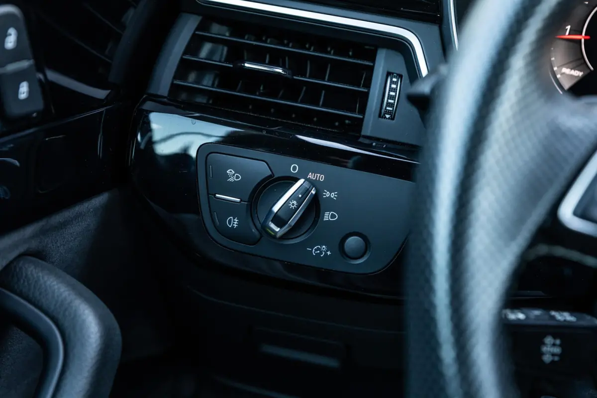 40 TFSI 204pk S edition | Nekverwarming | Achteruitrijcamera | Stoelverwarming