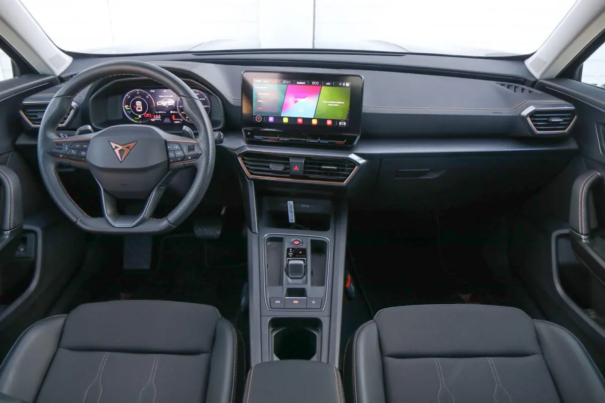 1.4 e-Hybrid 204pk Business | SoH 99% | Full Link | Parkeersensoren | Stoelverwarming | Adaptieve Cruise Control
