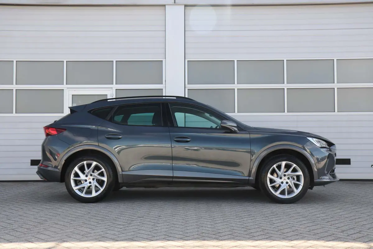1.4 e-Hybrid 204pk Business | SoH 99% | Full Link | Parkeersensoren | Stoelverwarming | Adaptieve Cruise Control