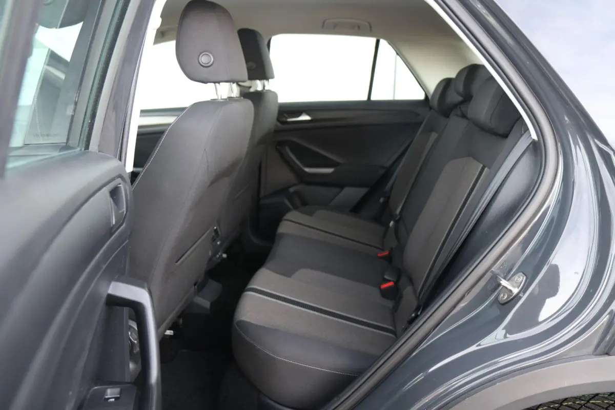 1.0 TSI 110pk Style | Airco | Parkeersensoren | Cruise Control