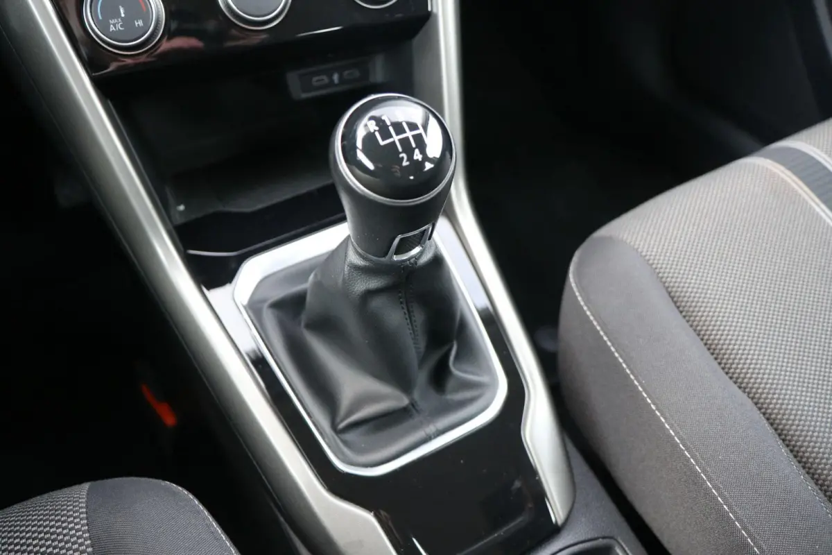 1.0 TSI 110pk Style | Airco | Parkeersensoren | Cruise Control