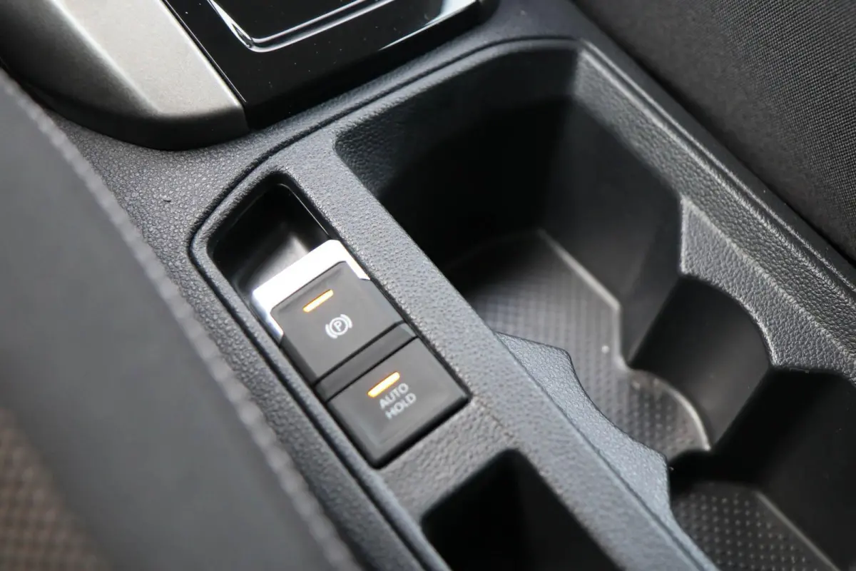 1.0 TSI 110pk Style | Airco | Parkeersensoren | Cruise Control