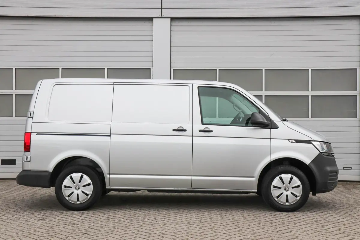 2.0 TDI 90pk L1H1 26 | App Connect Navigatie | Cruise Control | Airco | 3 Zitplaatsen