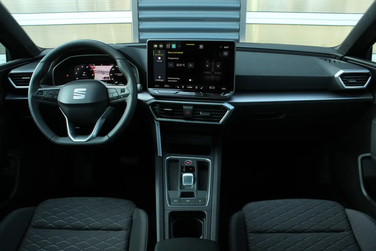 1.5 TSI e-Hybrid 204pk FR Business | Technology Pack | 18" Velgen