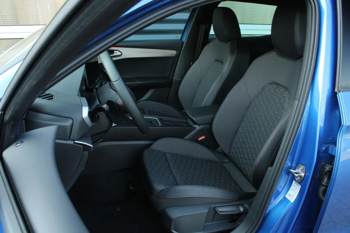 1.5 TSI e-Hybrid 204pk FR Business | Technology Pack | 18" Velgen