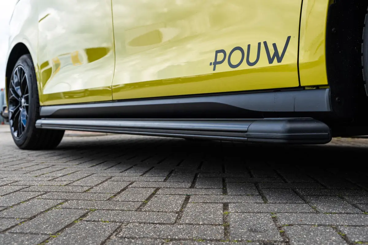 286pk Bulli Edition 79 kWh | 20" Velgen | Sidesteps | Schuifdeur Pakket | Trekhaak