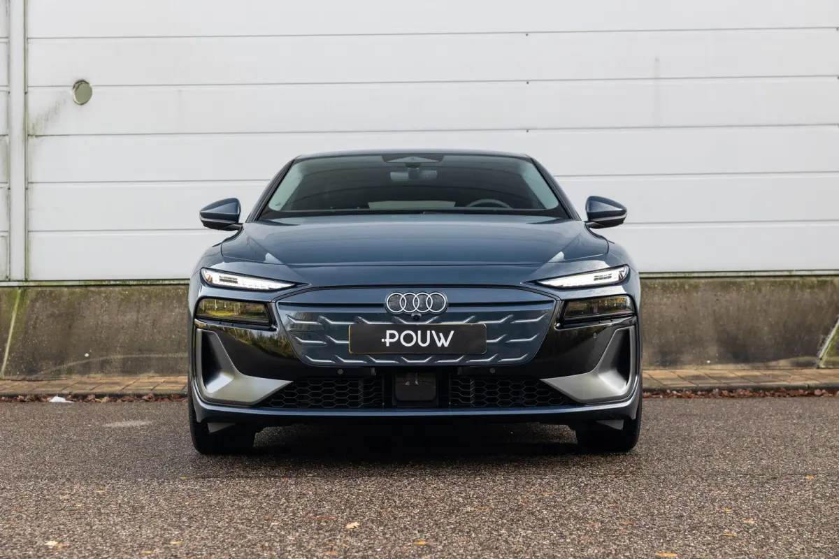 286pk Advanced edition 83 kWh | Trekhaak | Verwarmbaar stuur | Keyless entry
