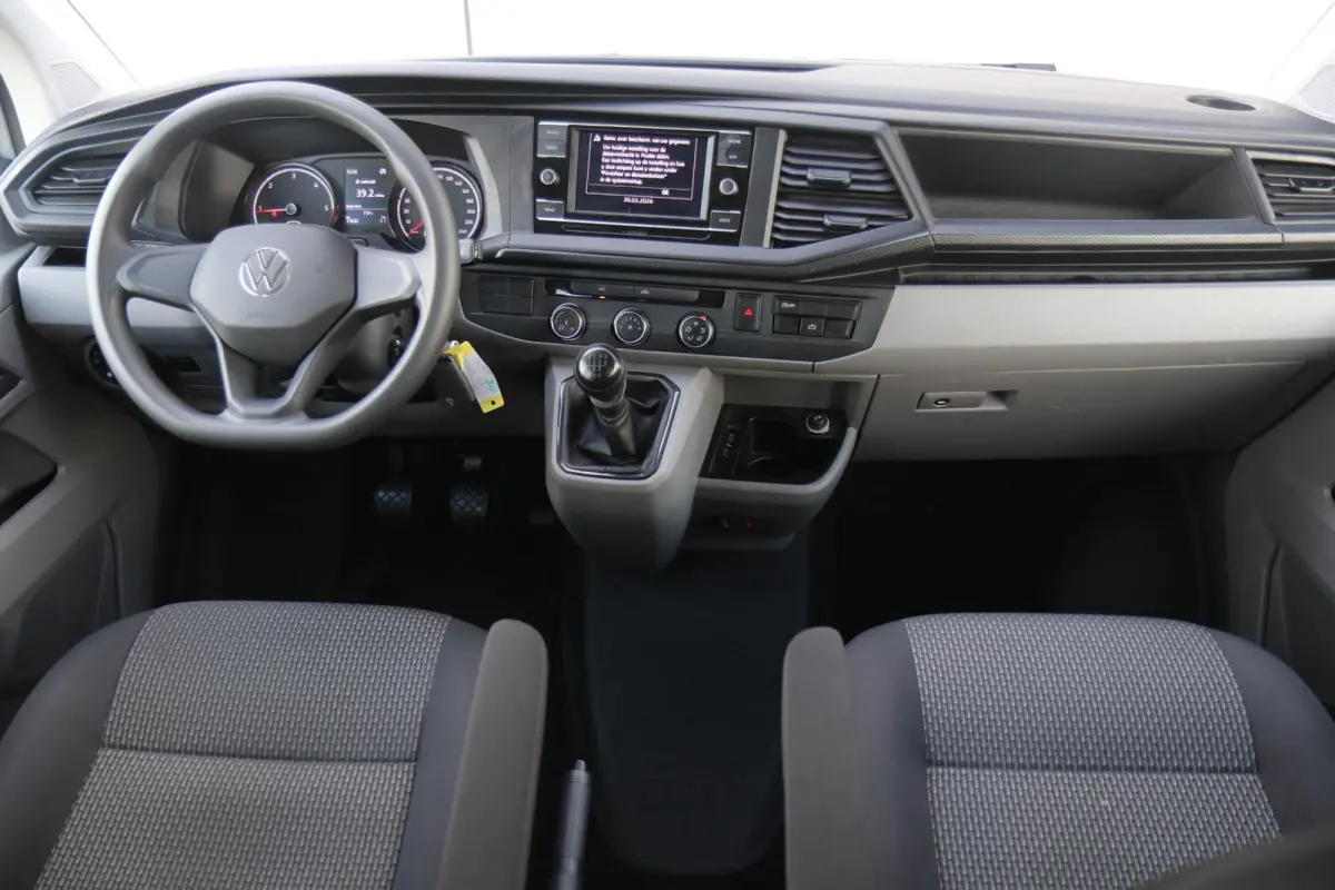 2.0 TDI 110pk L2H1 28 DC Comfortline | App Connect Navigatie | Cruise Control | Trekhaak | Parkeersensoren Achter