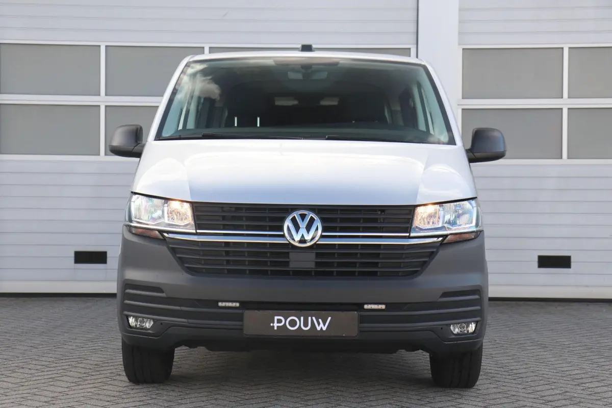 2.0 TDI 110pk L2H1 28 DC Comfortline | App Connect Navigatie | Cruise Control | Trekhaak | Parkeersensoren Achter