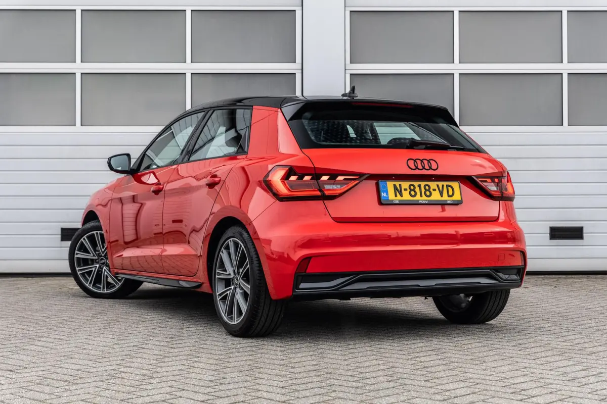 25 TFSI 95pk Advanced edition | LED-kopampen | Autom. Airco | Apple Carplay/Android Auto