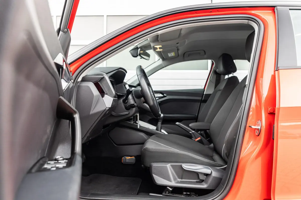 25 TFSI 95pk Advanced edition | LED-kopampen | Autom. Airco | Apple Carplay/Android Auto