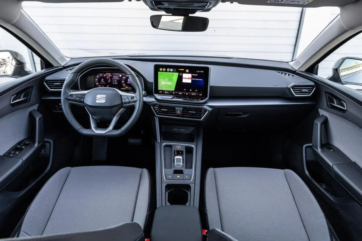 1.5 TSI 204pk e-Hybrid Style | Climate Control | 17" Velgen