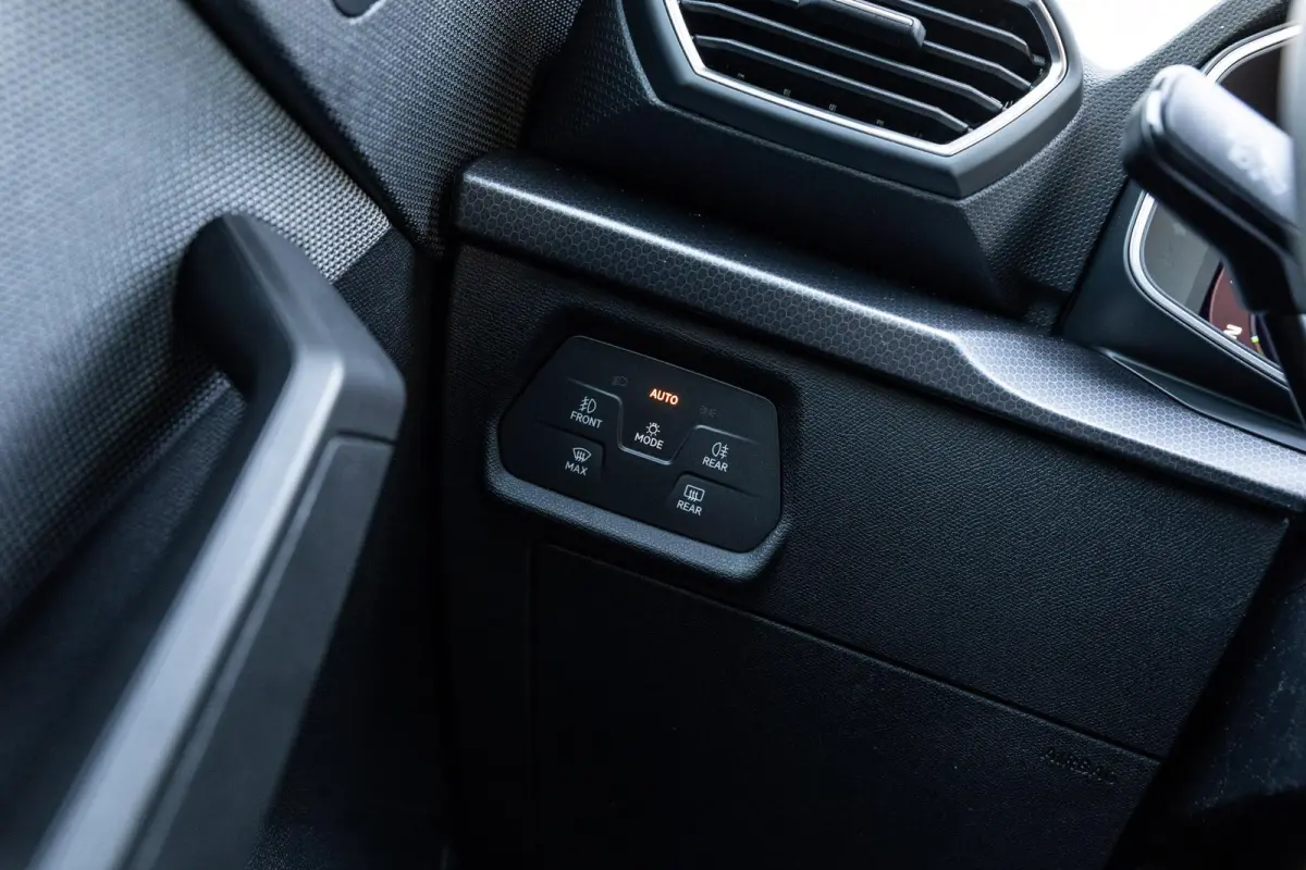 1.5 TSI 204pk e-Hybrid Style | Climate Control | 17" Velgen
