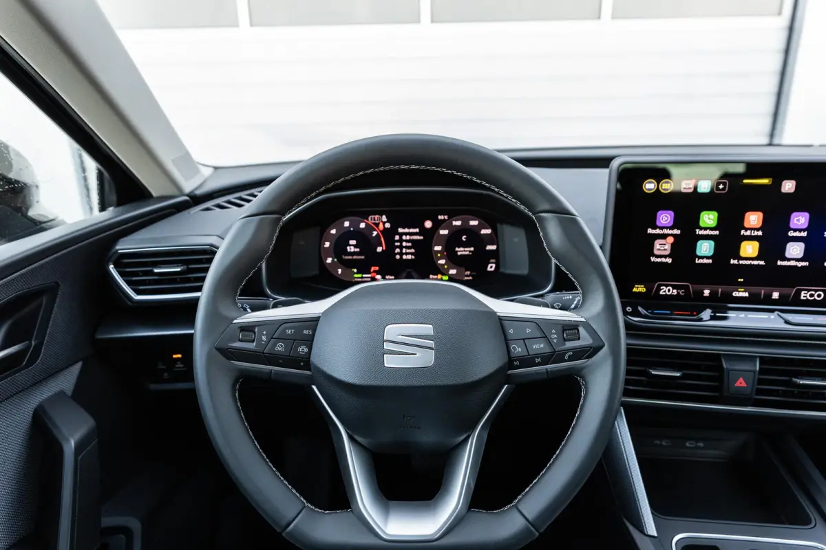 1.5 TSI 204pk e-Hybrid Style | Climate Control | 17" Velgen