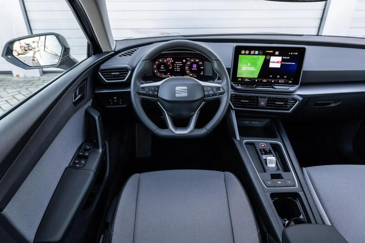 1.5 TSI 204pk e-Hybrid Style | Climate Control | 17" Velgen