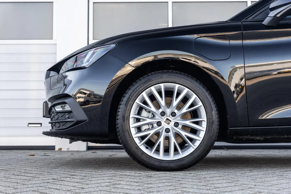 1.5 TSI 204pk e-Hybrid Style | Climate Control | 17" Velgen
