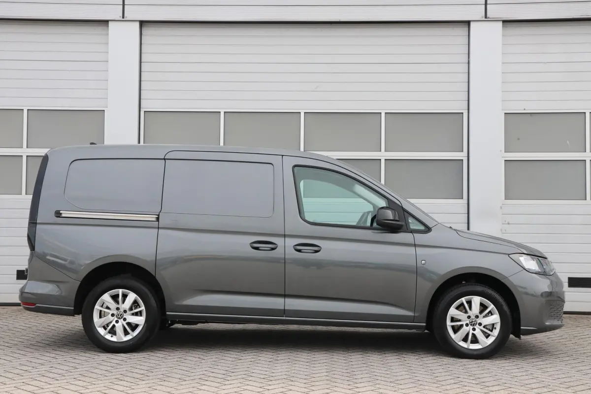 2.0 TDI 122pk DSG Maxi | App Connect | Cruise Control | Achteruitrijcamera | 16" Lichtmetalen Velgen | Airco
